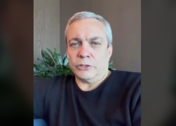 Житель Украины, более суток удерживаемый в аэропорту, обратился к властям Молдовы с просьбой о защите его прав