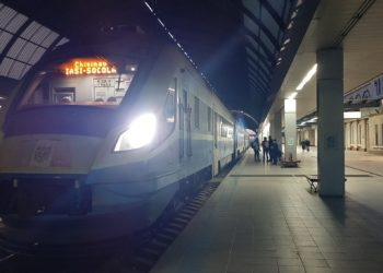 Железнодорожники жалуются на задержку зарплат. Что сказал глава предприятия?