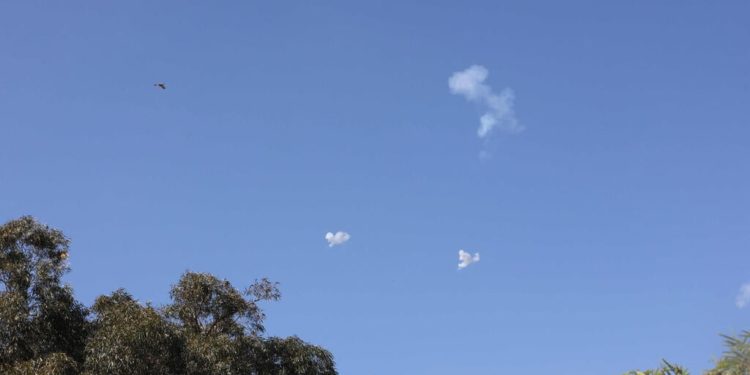 «Щит и стрела»: массированный залп из Газы, юг Израиля под огнем