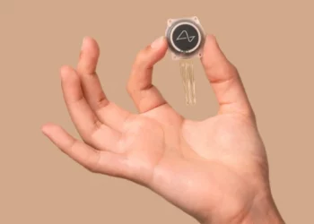 Компании Маска Neuralink разрешили испытывать чипы на мозгах людей