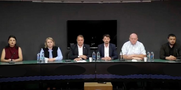 Grevă generală în învățământul din România: Promisiunile făcute de premierul Ciucă după 3 ore de negocieri cu sindicaliștii
