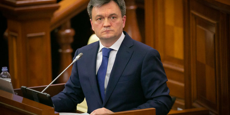 Prelungirea Stării de Urgență a provocat un schimb dur de replici între Recean și Irina Vlah: „Nu aveți capacități să lucrați în regim normal?”