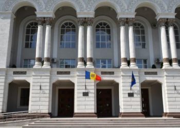 Summitul modifică orarul de circulație pentru unele trenuri. Anunțul făcut de CFM