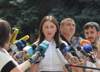 Instanța obligă Uniunea Avocaților să-i dea licență Adrianei Bețișor, fostul procuror în dosarul Filat | VIDEO