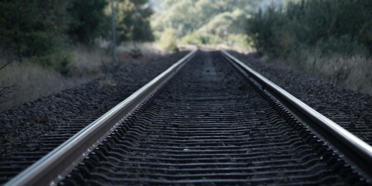 В Страшенском районе поезд насмерть сбил человека