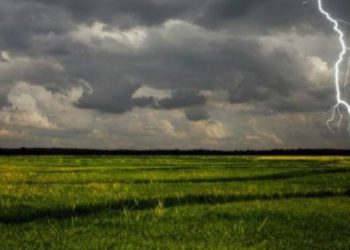 Cod galben de vijelie: Meteorologii promit ploi cu descărcări electrice și vânt