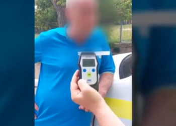 Au rămas fără autoturisme și riscă dosare penale. Trei șoferi din Ialoveni prinși beți criță la volan | VIDEO