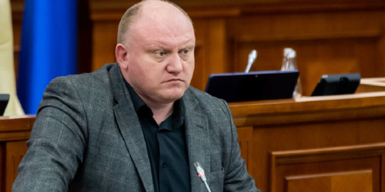 Vasile Bolea părăsește Grupul parlamentar privind Găgăuzia, după scandalul din Comrat: Autoritățile centrale sunt ca elefantul într-un magazin de porțelanuri