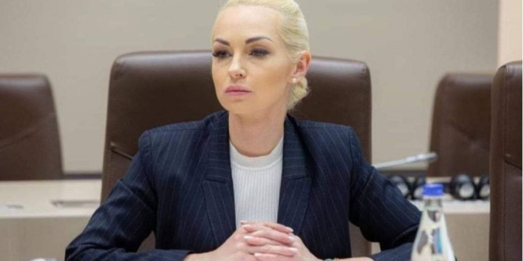 Решением АП Кишинева Марина Таубер останется под домашним арестом. Заседание проходило на фоне акции протеста сторонников партии “Шор” | VIDEO