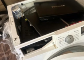 “Подарки” из Европы: молдаванин пытался незаконно провезти 20 компьютеров в стиральной машине | VIDEO