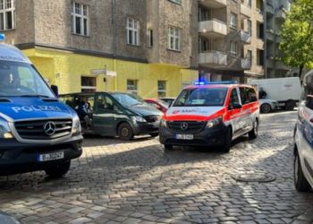 Două fetițe au fost înjunghiate de un bărbat într-o şcoală din Berlin