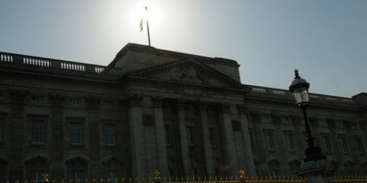 Explozie lângă Palatul Buckingham. Un bărbat a fost arestat