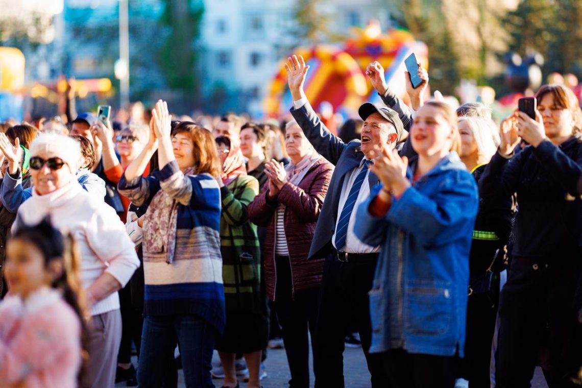 De ziua orașului Taraclia, echipa Partidului „ȘOR” a inaugurat un havuz și a promis că proiectele privind dezvoltarea Taracliei vor continua