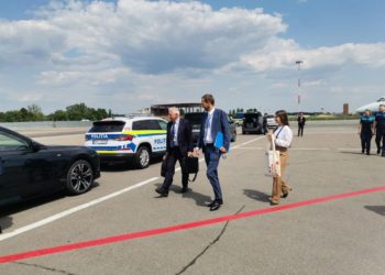 Delegațiile oficiale care vor participa la Summitul CPE continuă să ajungă în Moldova. Cum activează Aeroportul și ce restricții de circulație au fost impuse | VIDEO