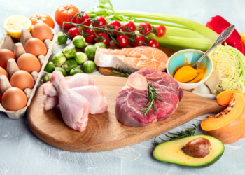 Mai multe alimente s-ar putea scumpi! CSE a micșorat lista produselor social importante