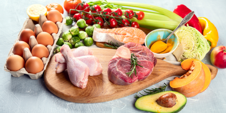 Mai multe alimente s-ar putea scumpi! CSE a micșorat lista produselor social importante