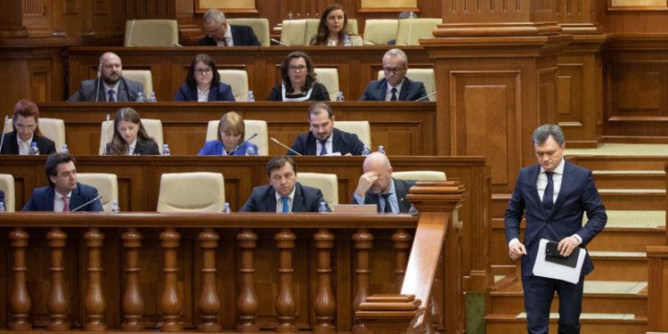 Guvernul Recean nu va prezenta raportul după 100 de zile de activitate. Cum explică acest fapt reprezentanții puterii | VIDEO