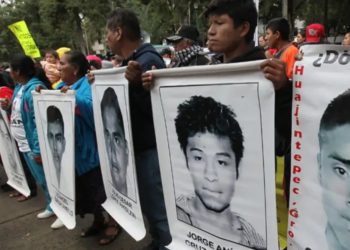 В Мексике арестовали 8 военных по делу о похищении студентов