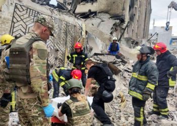 Россия ударила ракетами по Краматорску: Более 60 раненых и 9 погибших | VIDEO