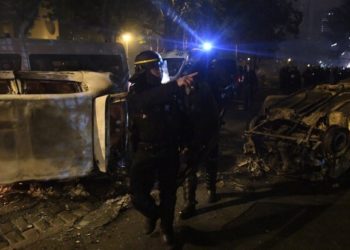 Во Франции в третью ночь массовых беспорядков задержали 667 человек