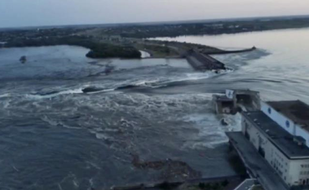 Техногенная катастрофа в Украине: Сотни населенных пунктов оказались в воде, в эвакуации нуждаются тысячи пострадавших | VIDEO