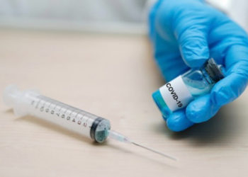 ANSP: Circa jumătate de milion de doze de vaccin antiCovid-19 sunt expirate, în timp ce alte 26 de mii își vor pierde termenul până la sfârșitul verii | VIDEO