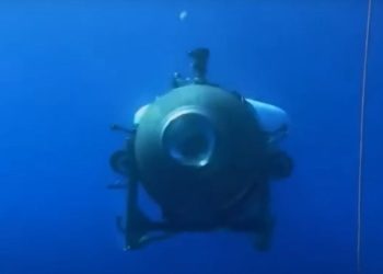 Компания-оператор пропавшего батискафа сочла членов экипажа аппарата погибшими