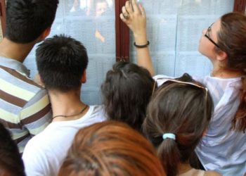 Astăzi absolvenții de liceu și-au aflat notele la BAC. Câți au fost eliminați de la examene