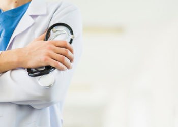 „У нас есть пенсионеры, которые в любой момент могут уйти”: 6 отделений судмедэкспертизы в стране на грани закрытия