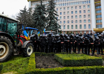 „Din păcate, este prima reacție a Guvernului”. Agricultorii revoltați, invitați să discute cu premierul Dorin Recean, la doar o zi înainte de protestul din 7 iunie | VIDEO