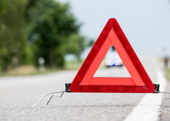 Grav accident rutier, la Leușeni. Un șofer a murit, după ce i-a explodat roata TIR-ului