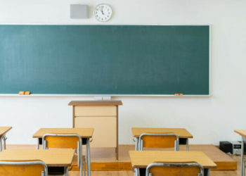 Patru sedii ale fostelor școli din țară urmează să fie trecute din proprietatea statului, în cea privată. Cum a explicat Guvernul | VIDEO