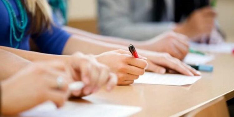 Zi importantă pentru absolvenții alolingvi ai claselor a 9-a. Astăzi susțin examenul la Limba Română | VIDEO