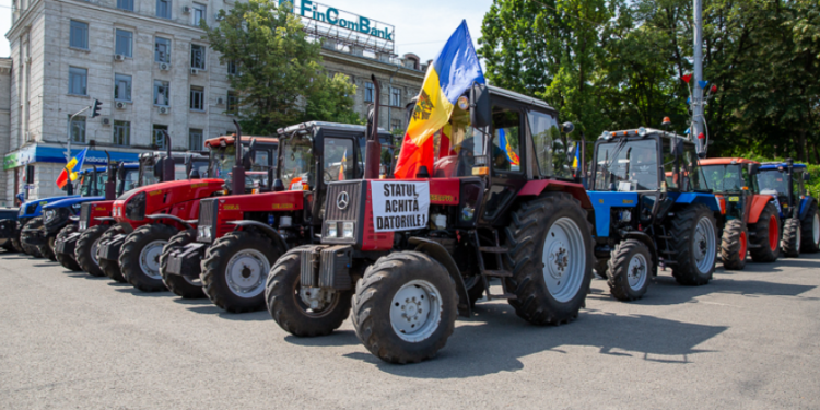 „Vrem să plecăm de aici cu un rezultat concret”. Întâlnirea dintre fermieri cu Dorin Recean și Vladimir Bolea, nu a dat rezultat. Ce le-a promis Maia Sandu | VIDEO