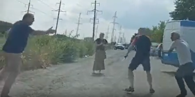 Incident șocant la piata de la Ciocana. Un bărbat de origine caucaziană, vânzător in piata, s-a luat la pumni cu un cumpărător