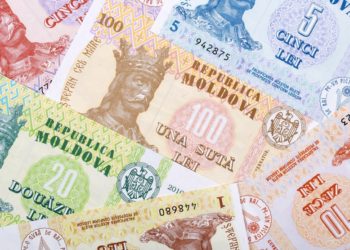 Prețul fructelor a luat-o în sus, în luna mai. Cu cât s-au scumpit medicamentele