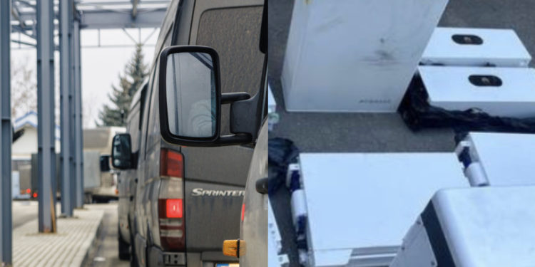 Aducea în țară baterii pentru panouri fotovoltaice, fără să le declare. Un moldovean a rămas fără bunuri la vamă | FOTO