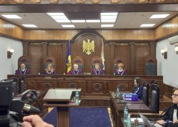 „O decizie rușinoasă, un precedent periculos ce va permite lichidarea altor partide”. Primele reacții după ce Curtea Constituțională a scos Partidul „ȘOR” în afara legii | VIDEO