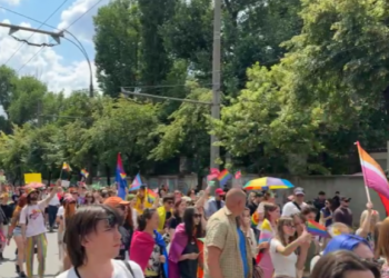 „De bună voie și nesilit de nimeni”: Marșul Pride, la Chișinău. La eveniment sunt prezenți și deputați PAS | VIDEO
