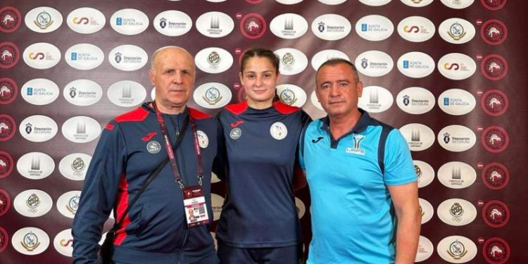 Sportiva Luciana Beda a cucerit medalia de bronz la Campionatul European de Lupte Feminine