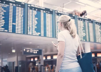 Авиабилеты из Москвы за границу подорожали в разы