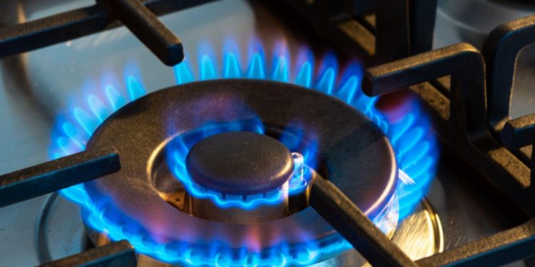 În iunie, prețul de achiziție al gazelor va scădea. Noile modificări însă nu vor schimba tariful achitat de consumatorii casnici | VIDEO