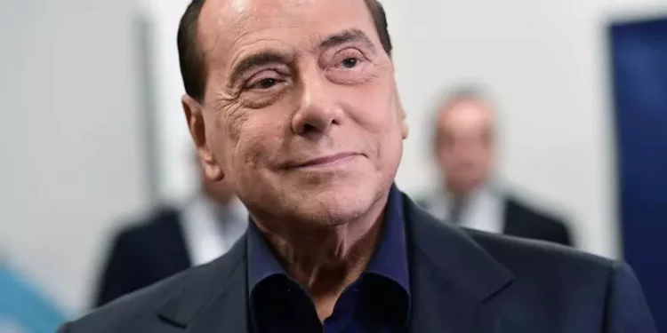 A murit fostul prim-ministru al Italiei Silvio Berlusconi