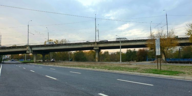 Reparaţia podului de pe strada Mihai Viteazul, ar putea dura mai mult: Primăria și PAS se acuză reciproc, în timp ce reprezentanții companiei dezvoltatoare dau câștig edilului | VIDEO