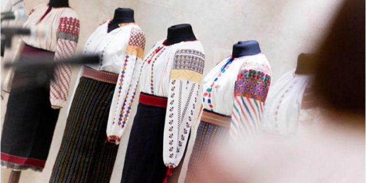 День “ии”: в Молдове отмечают Национальный день народного костюма