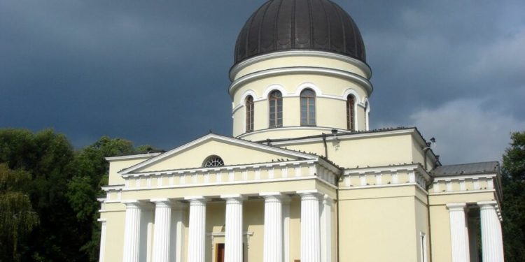 Biserica din Moldova NU susține deschiderea crematoriilor: Acest act contravine învățăturii de credință ortodoxă.