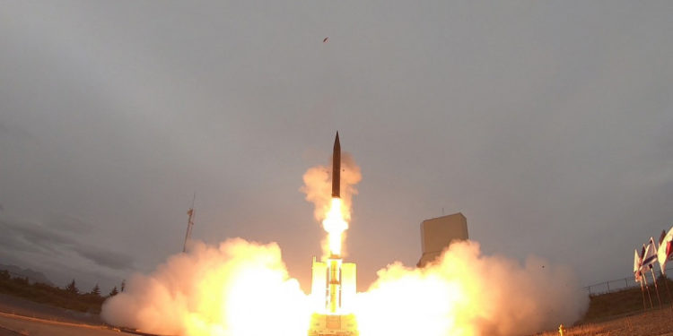 Germania va achiziţiona un sistem antirachetă israelian în valoare de patru miliarde de euro