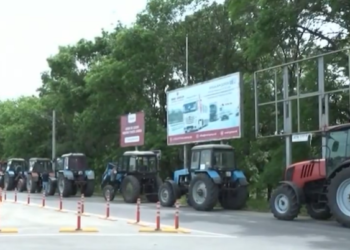 Protestele agricultorilor, suspendate până săptămâna viitoare: Totul depinde de rezultatul întrevederii cu Dorin Recean. Ce le-a promis premierul | VIDEO