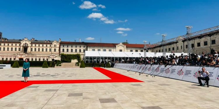 NATO securizează Summitul Comunității Politice Europene, desfășurat la Bulboaca | VIDEO