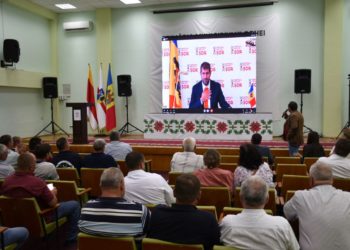 Crearea serelor, programe de finanțare și rezolvarea problemelor la resursele energetice. Soluțiile reale propuse de Ilan Șor la întâlnirile cu agricultorii din Orhei, Taraclia și Comrat | VIDEO